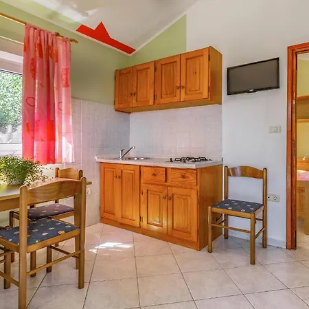 4 Bedroom Stunning In